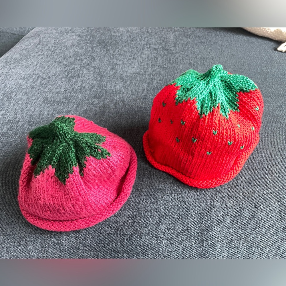 Berry Hat Set